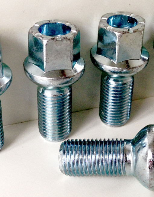Mercedes Alloy wheel bolts M14 x 1.5 27mm thread 17mm Hex Radius set of