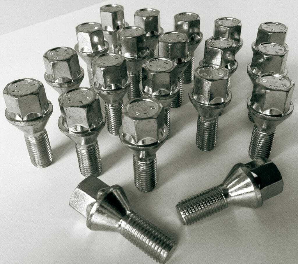 BMW alloy wheel bolts. M12 x 1.5, 27mm thread, 17mm Hex set of 20