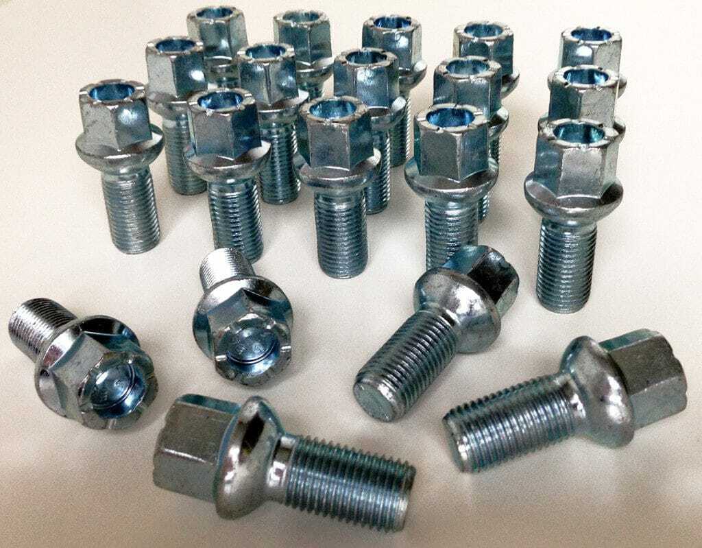 Audi Alloy wheel bolts M14 x 1.5 27mm thread 17mm Hex Radius set of 20