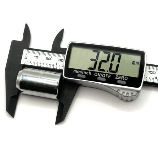 Length of tuner nuts is 32mm