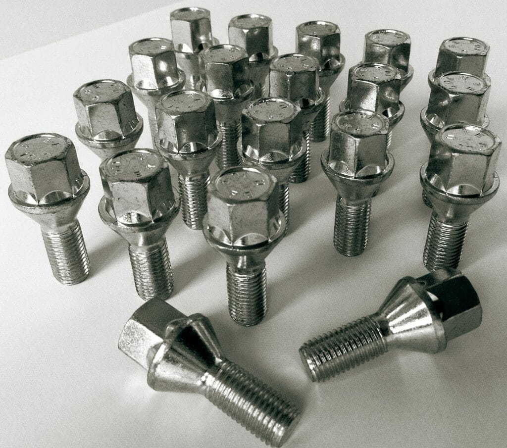 BMW alloy wheel bolts. M12 x 1.5, 27mm thread, 17mm Hex set of 20