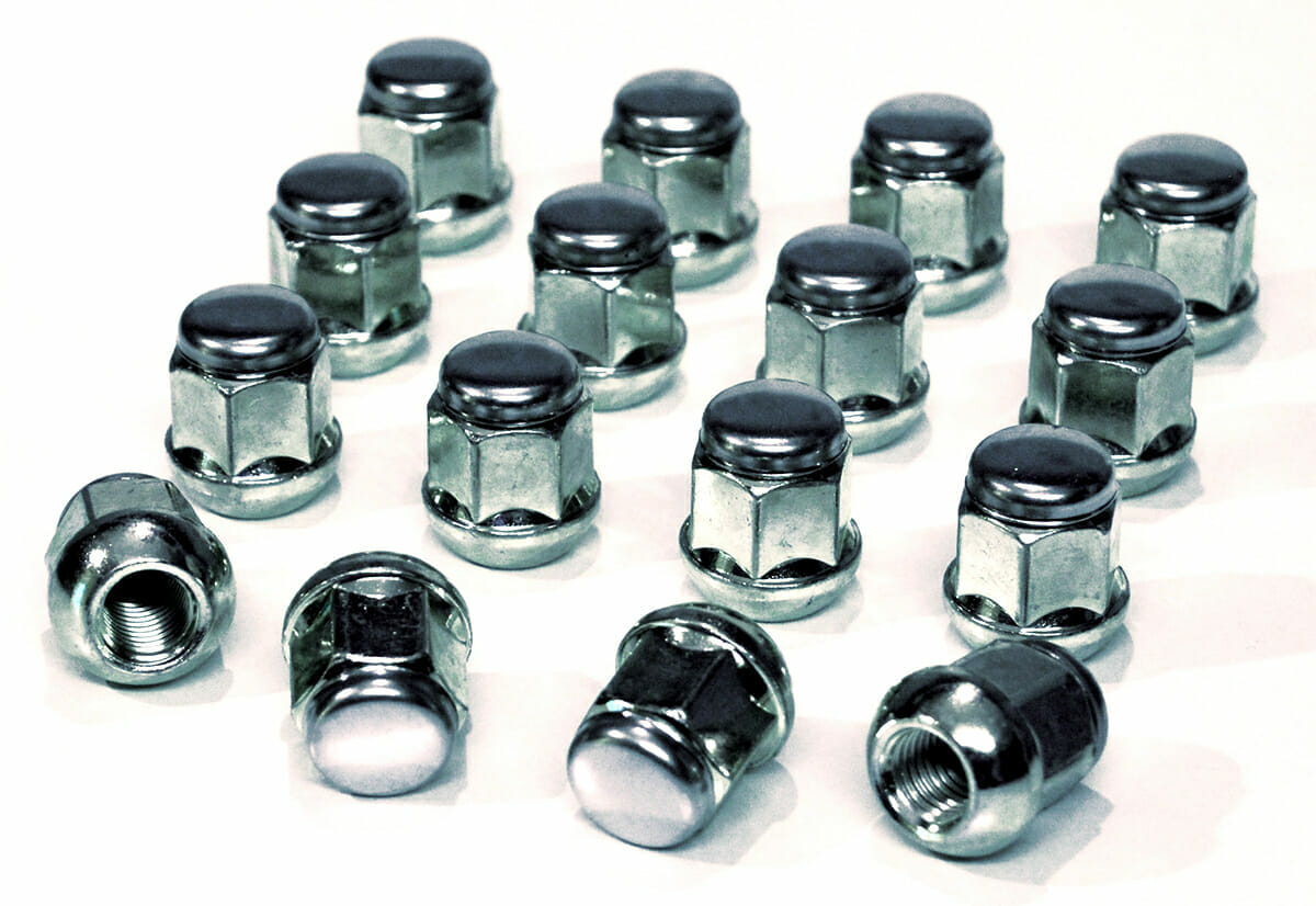 standard Studs for Ford Cars Set of 16 M12 x 1.5 19mm Hex Car wheel nuts and