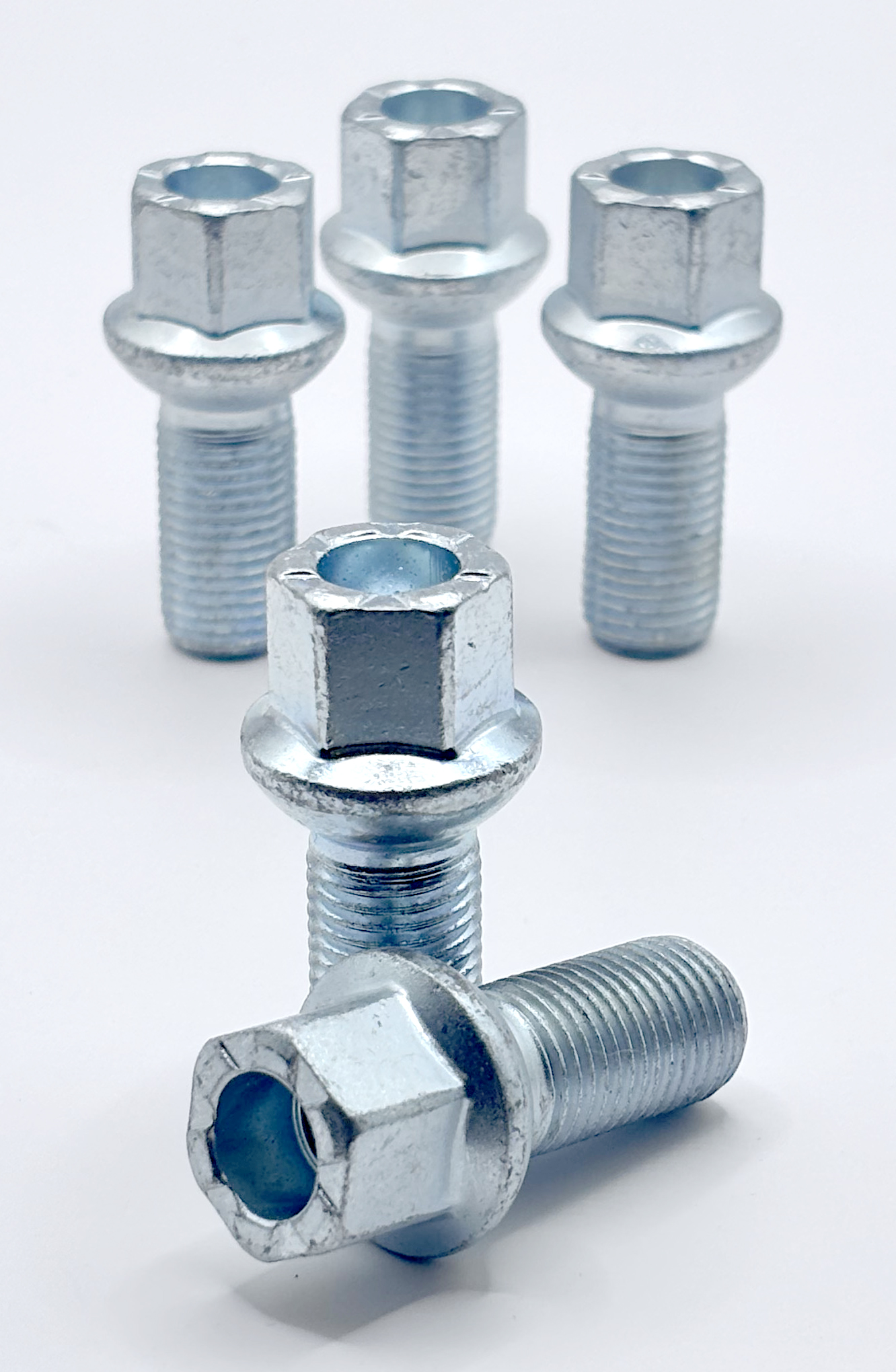car wheel bolts